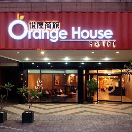 O House Hotel Kaohsiung Bagian luar foto