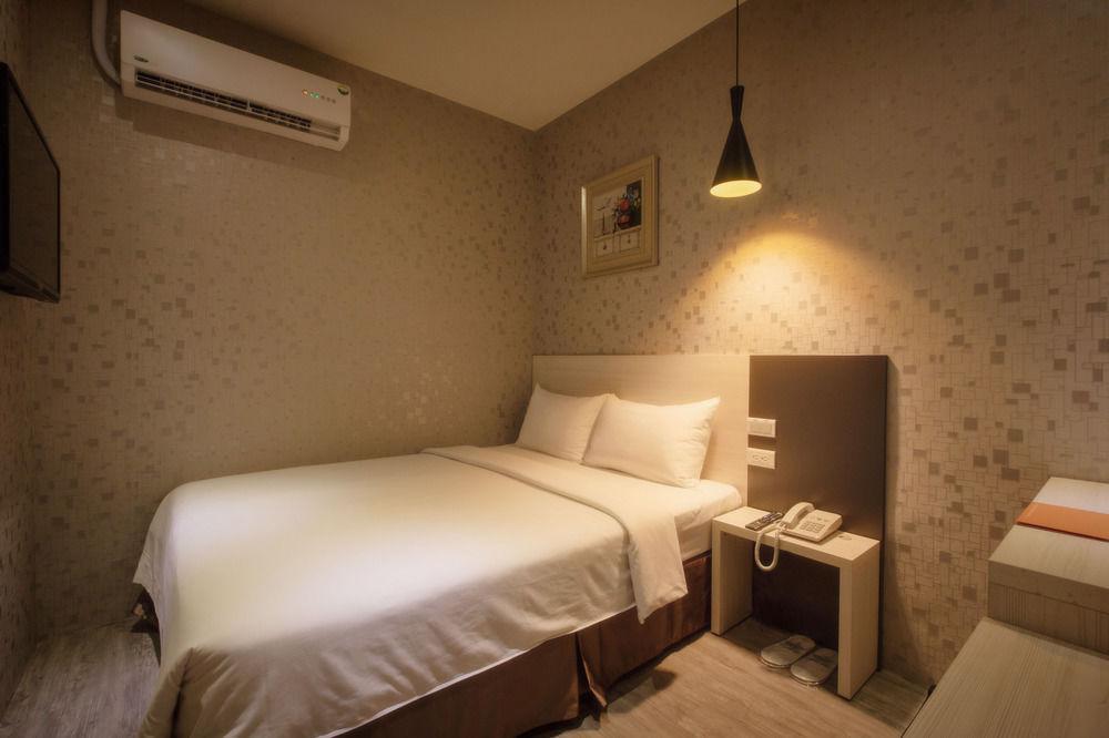 O House Hotel Kaohsiung Bagian luar foto