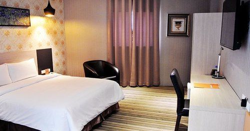 O House Hotel Kaohsiung Bagian luar foto
