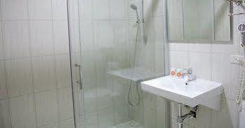 O House Hotel Kaohsiung Bagian luar foto