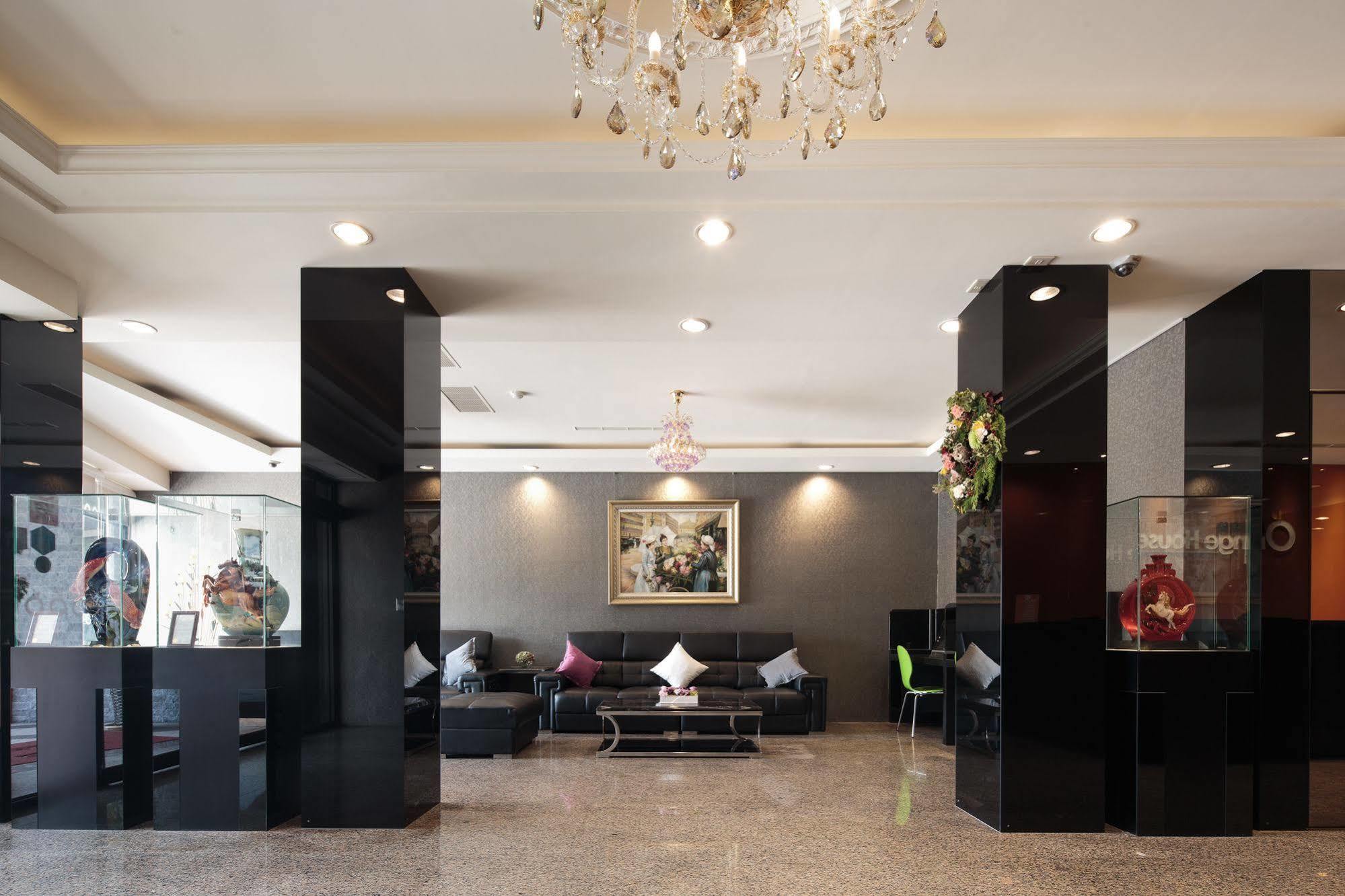 O House Hotel Kaohsiung Bagian luar foto
