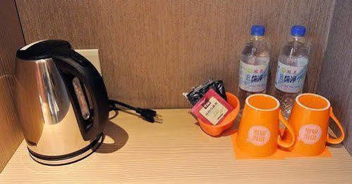 O House Hotel Kaohsiung Bagian luar foto